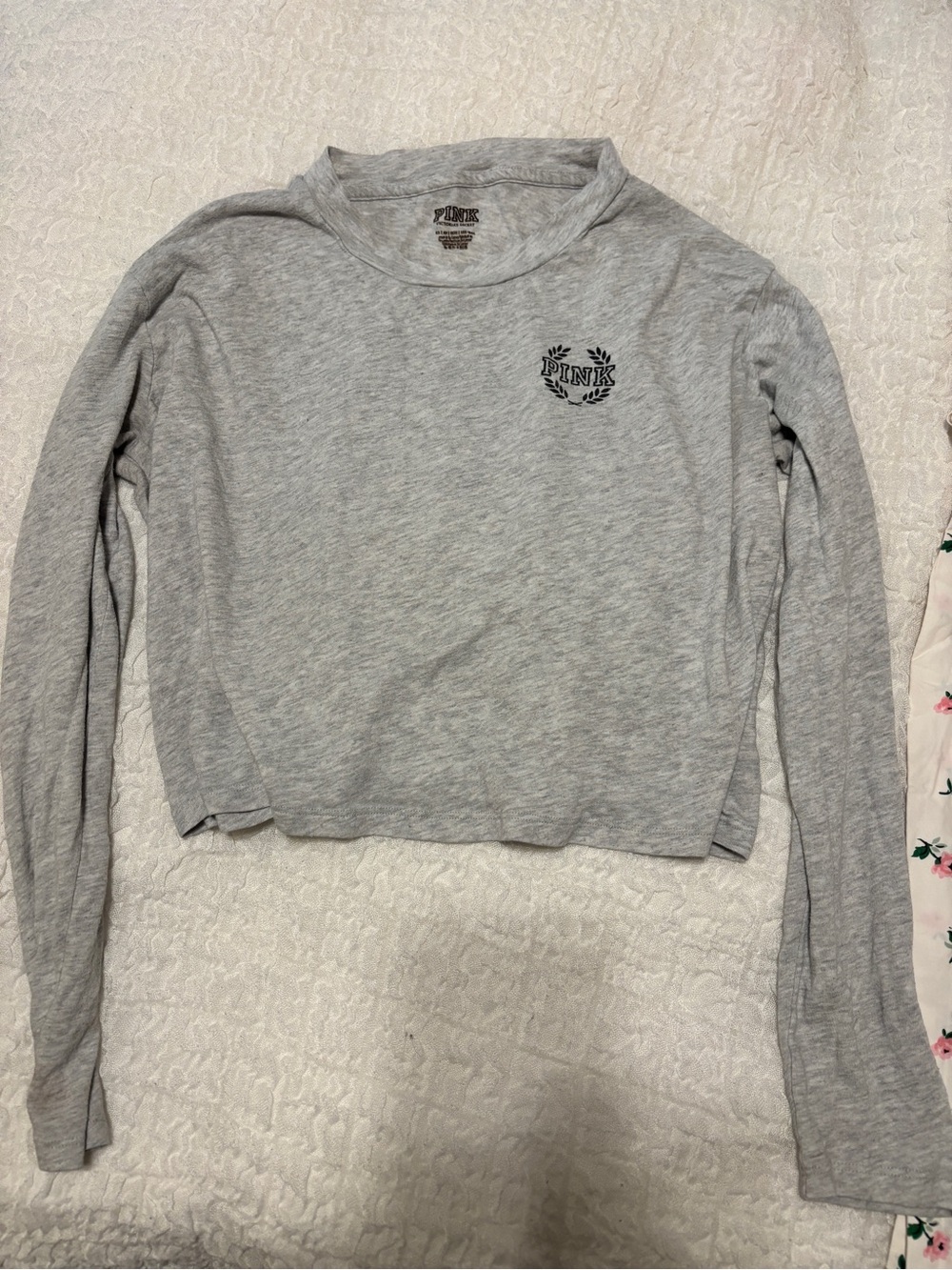 PINK Light Gray Long Sleeve Crop Tee